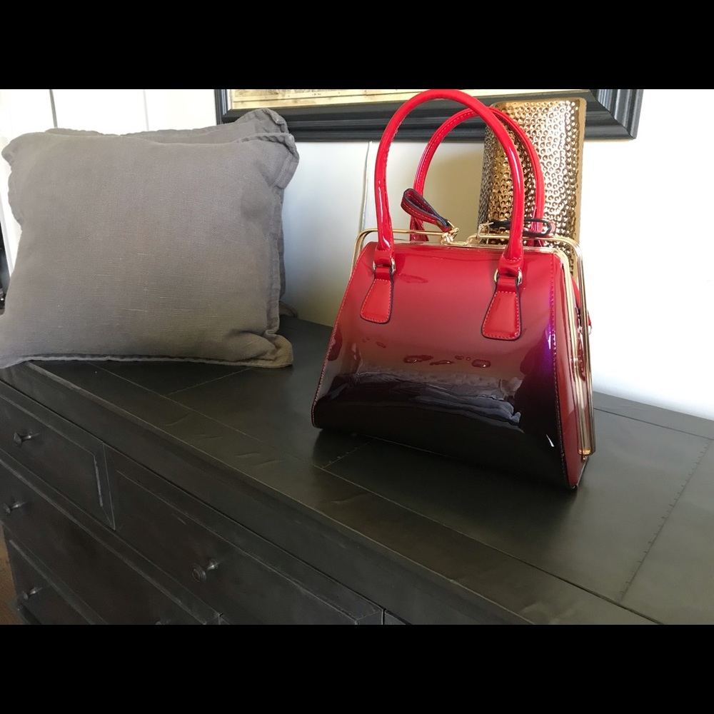 Brand new Purse